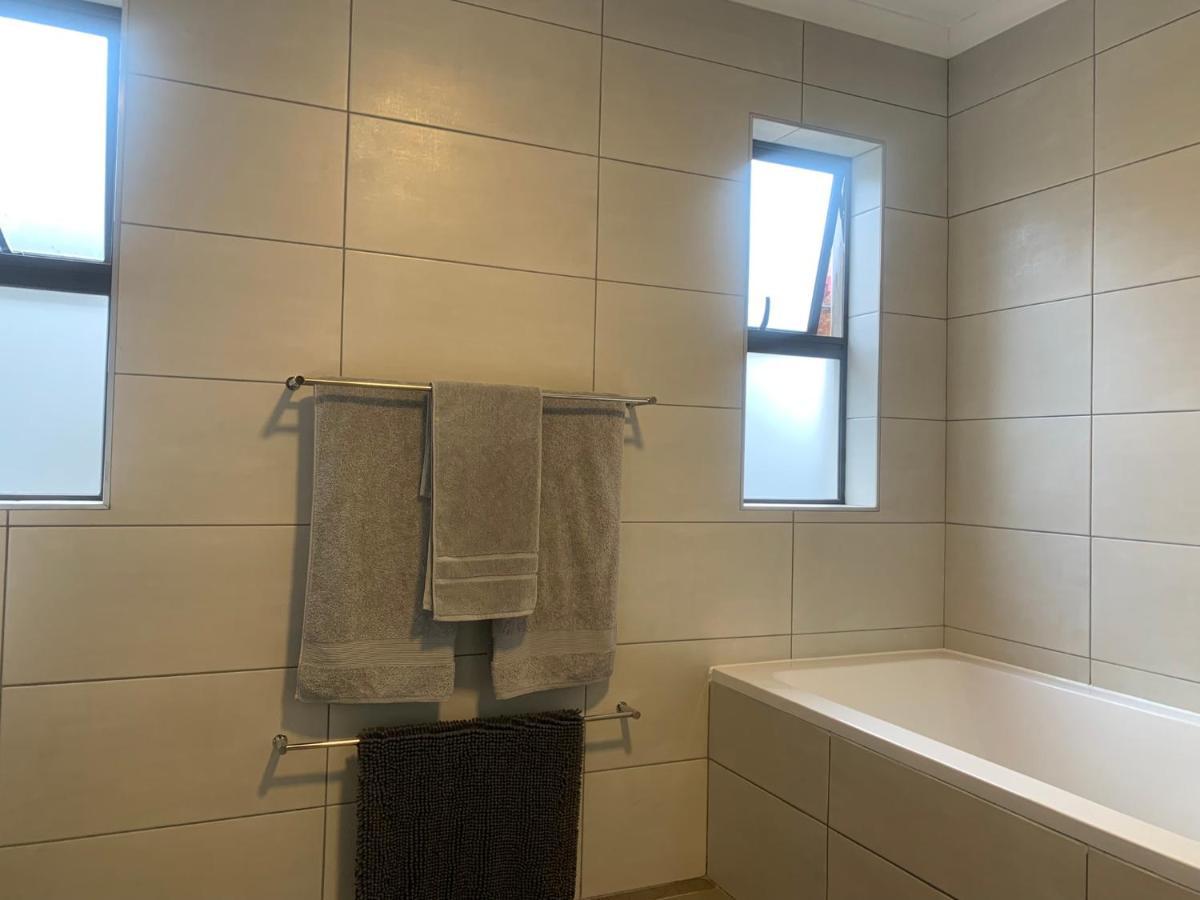 Melville Gap Guesthouse 约翰内斯堡 外观 照片